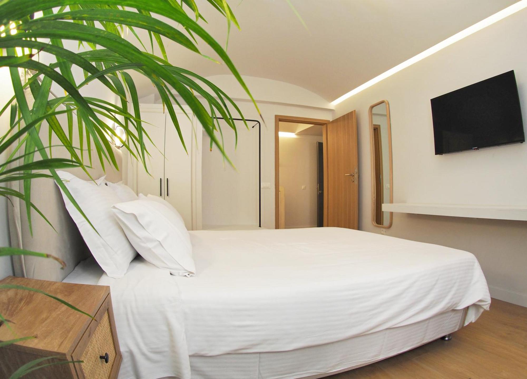 Times Elegant Rooms Ermoupoli Dış mekan fotoğraf